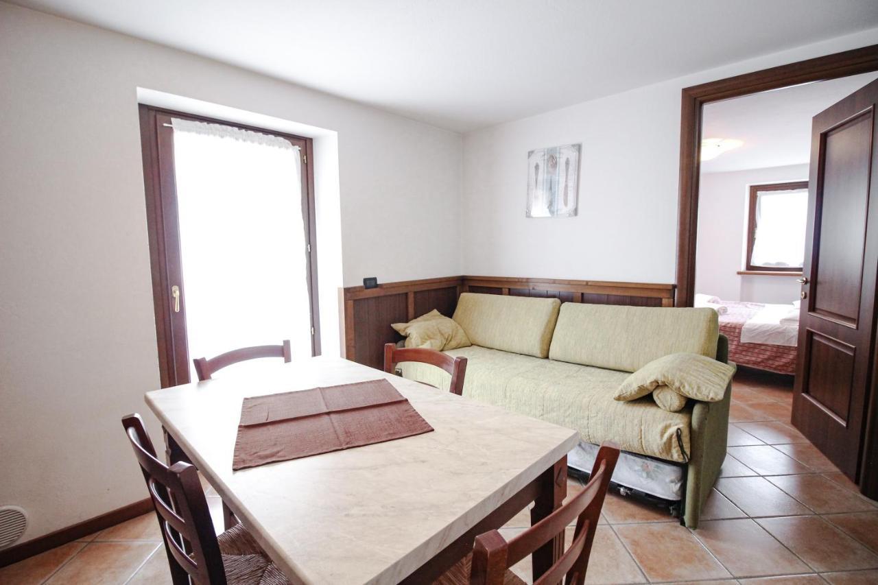 Residence Aquila - Bilo Punta Goa Brusson Exteriér fotografie