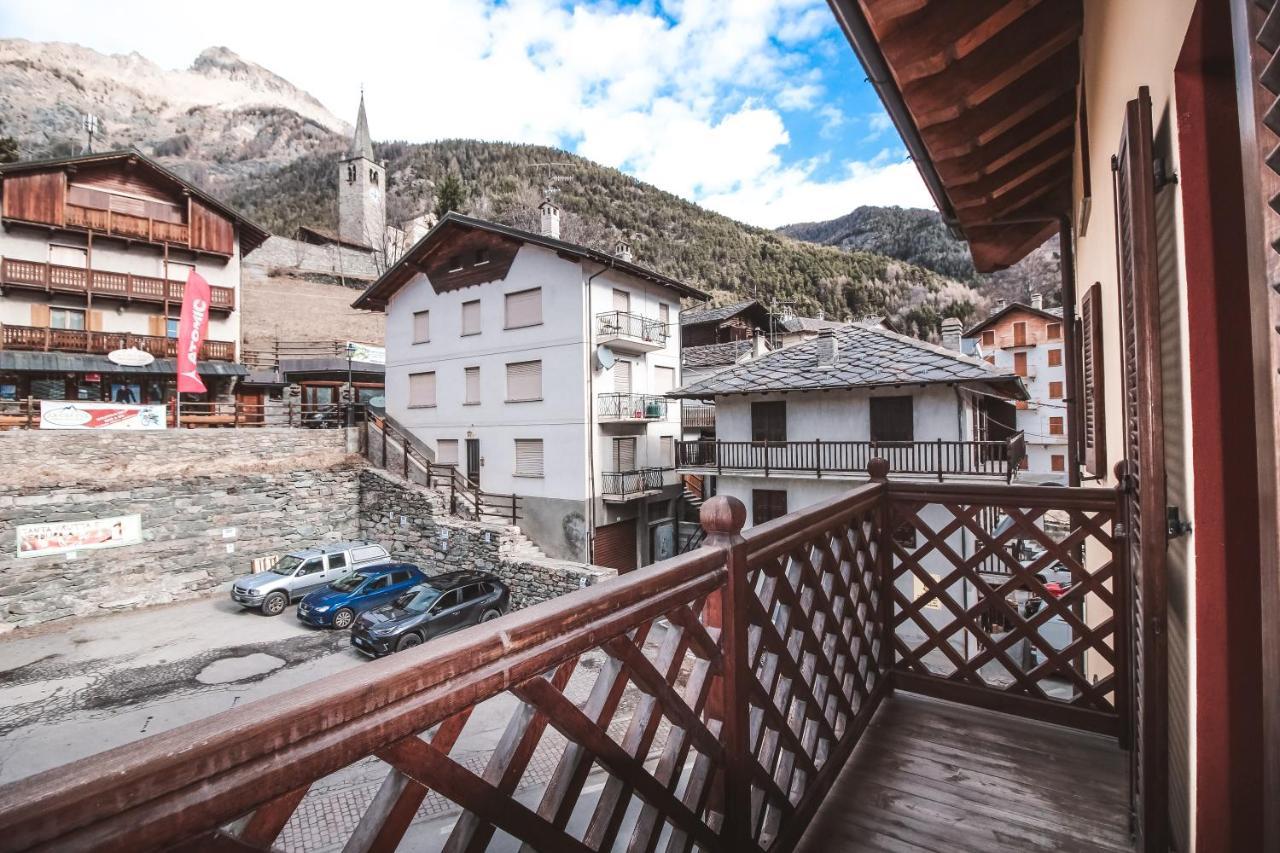Residence Aquila - Bilo Punta Goa Brusson Exteriér fotografie